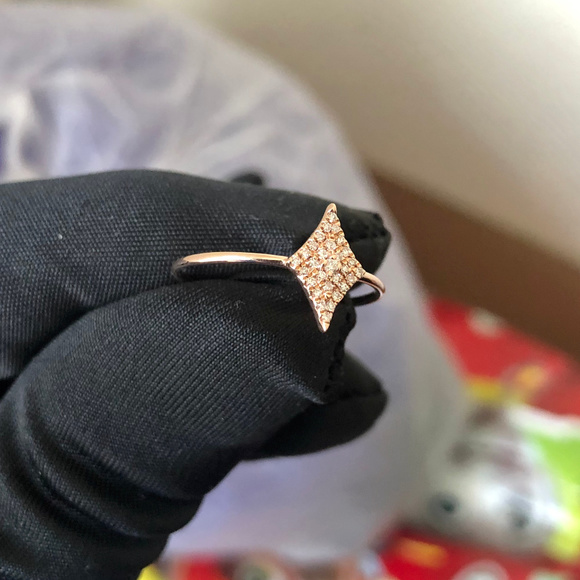 14k Rose Gold Diamond Shape 0.12ct Diamond Ring - Picture 4 of 6